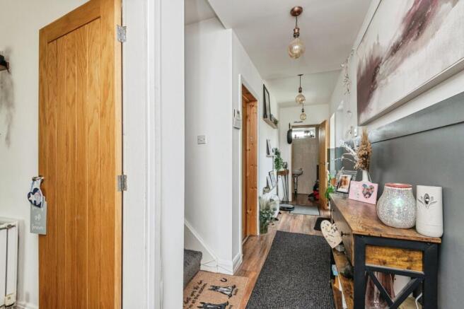 2 bed Semi-Detached for sale Image 10