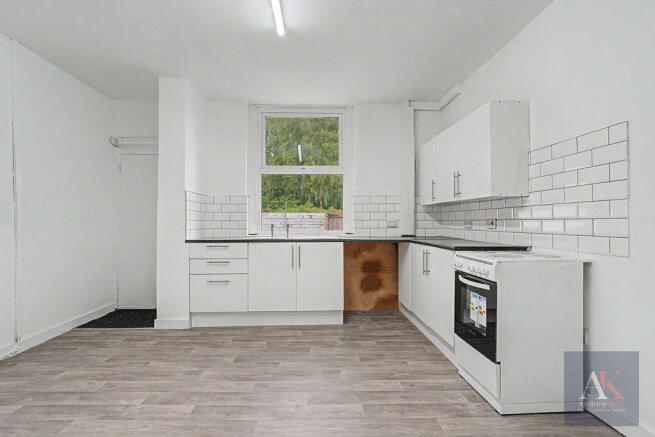 2 bed Terraced for sale Image 9