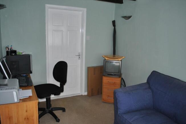 Photo 3
