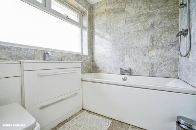 3 bed Semi-Detached for sale Image 4