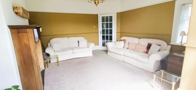 5 bed Semi-Detached for sale Image 7