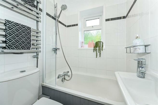 Bath/Shower Room