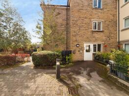 5, Station Square, Bradford Road, Stanningley, Pudsey LS28 5GN