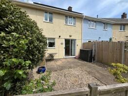 3, Riverside Cottages, The Street, Bridport DT6 6QZ