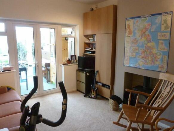 Photo 9