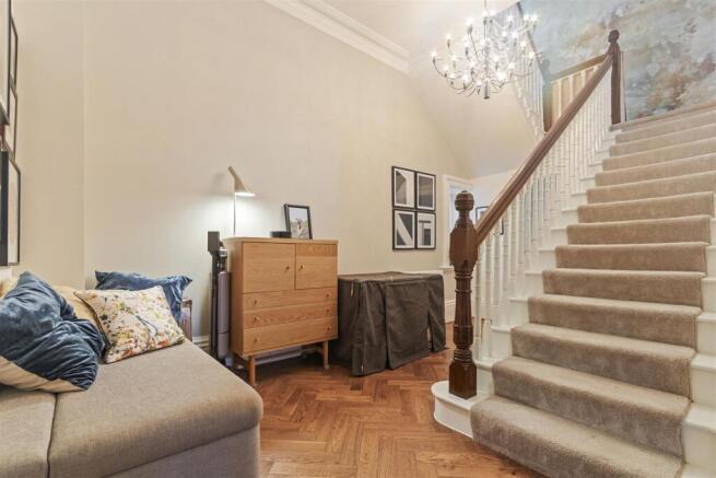 HALLWAY/STAIRS