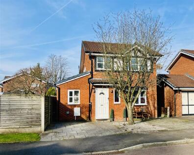 Medway Crescent, Altrincham