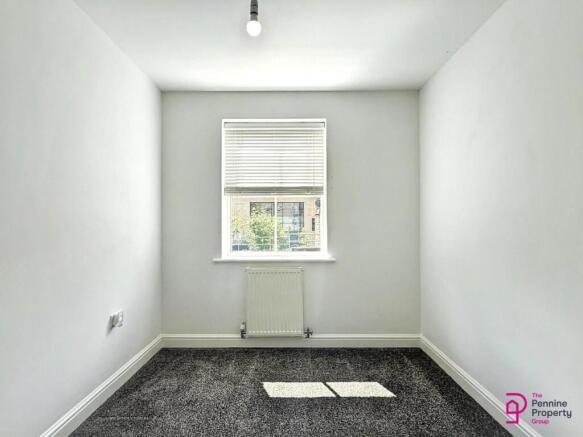 2 bed Apartment to rent Image 8