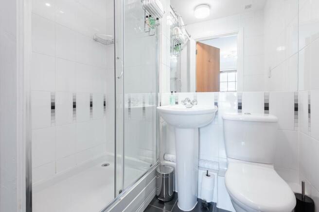ENSUITE SHOWER ROOM