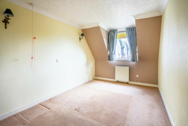 1 bed Retirement Property for sale Image 8