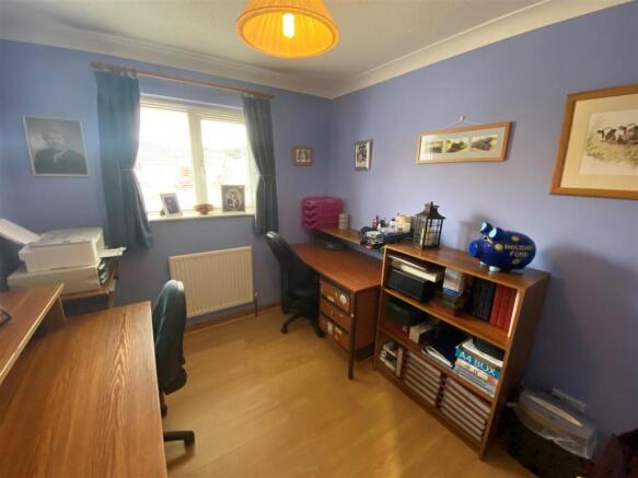 Bedroom/Study