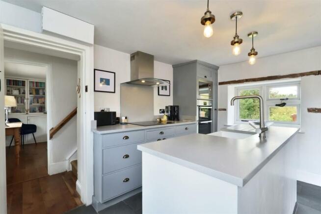 Windsor Cottage Dilwyn - (40).jpg