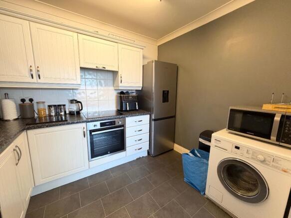 Silverlink Court, - Link Road, Canvey Island photo 4