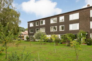 11, Larchfield, Gough Way, Cambridge CB3 9LR