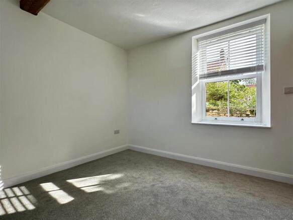 3 bed Detached to rent Image 10