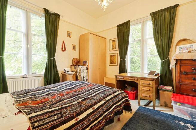 2 bed Flat for sale Image 9