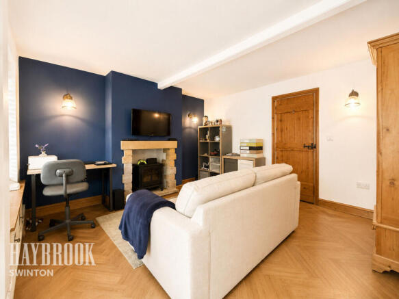 4 bed Cottage for sale Image 9