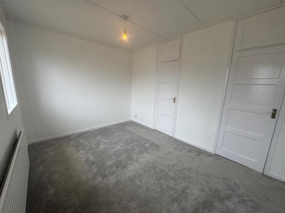 3 bed Semi-Detached to rent Image 10