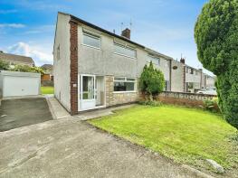 11, Willow Rise, Penpedairheol CF82 8DR