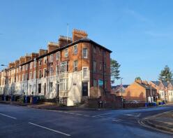 Flat 4, 36 Dorita House, Broughton Road, Banbury OX16 9QF
