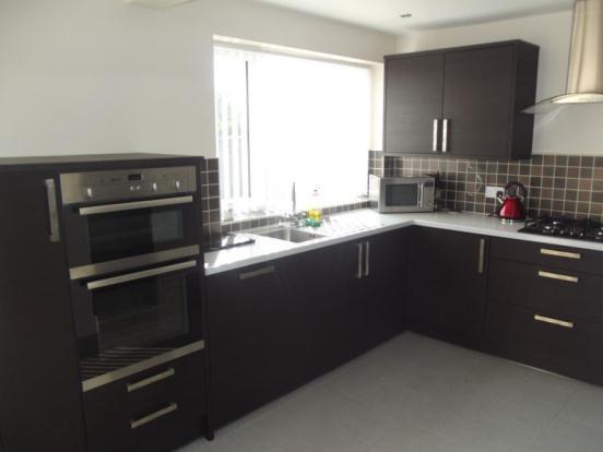 Kitchen 5