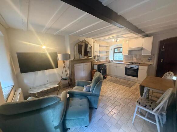 2 bed Cottage to rent Image 5