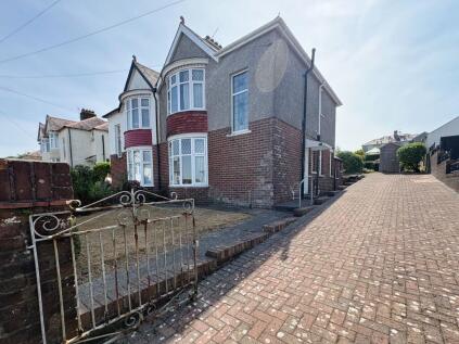 Hawthorn Avenue, Neath, SA11