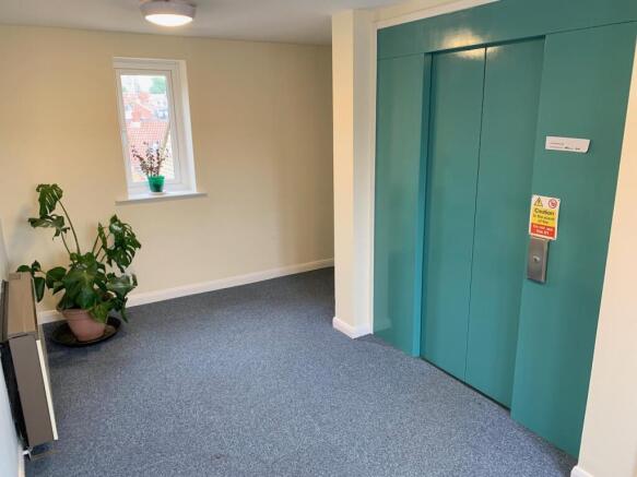 2 bed Retirement Property for sale Image 4
