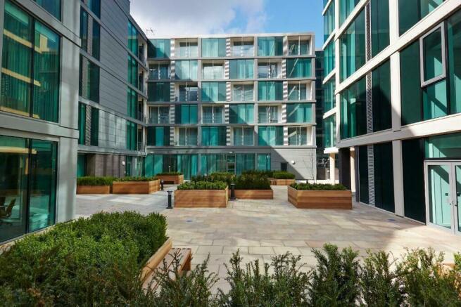 1 bed Apartment to rent Image 12