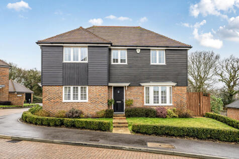 Newman Way, Billingshurst