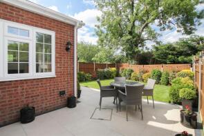 21, Parsonage Field, Brentwood CM15 0RN