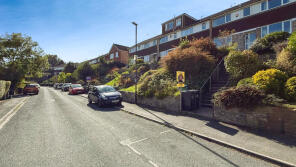 18, The Crest, Brislington, Bristol BS4 3JB