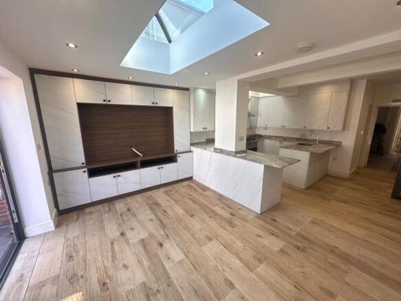 Dining/ Lounge