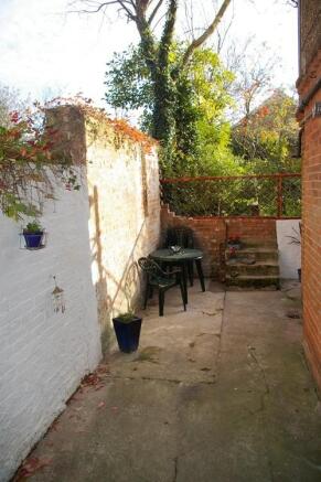 Photo 8