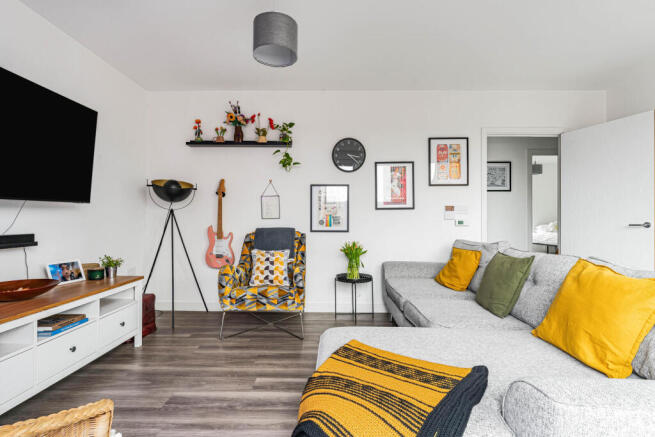 Open Plan Living/Dining/ Kitchen