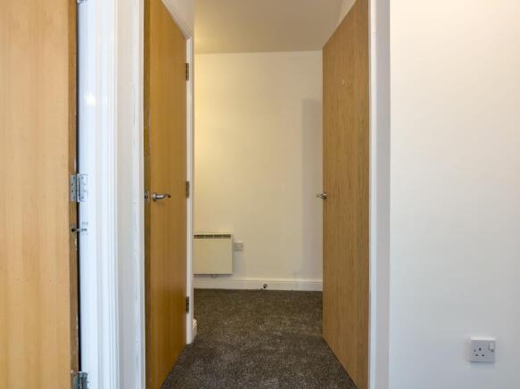 2 bed Apartment for sale Image 5