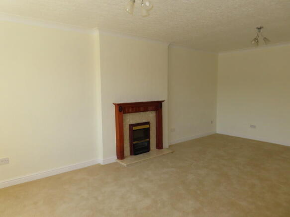 2 bed Detached Bungalow for sale Image 7