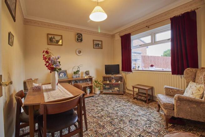 REAR DINING ROOM