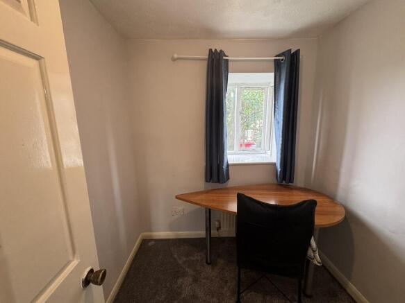 2 bed End of Terrace to rent Image 10