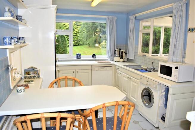 BREAKFAST KITCHEN