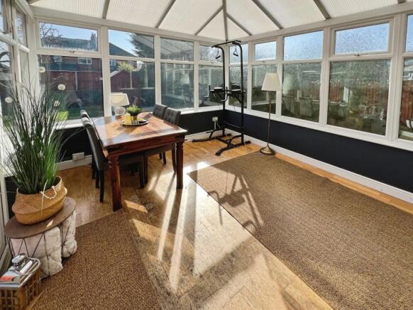 3 bed Semi-Detached for sale Image 4