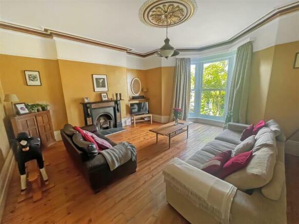 living room.jpg