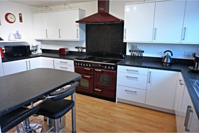 Kitchen / Breakfast