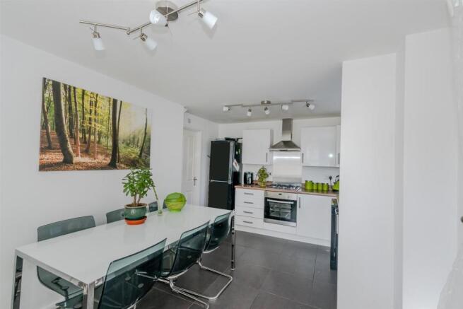 54, Water Reed Grove, Walsall, West Midlands, WS2 