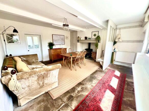 4 bed Farm House for sale Image 12