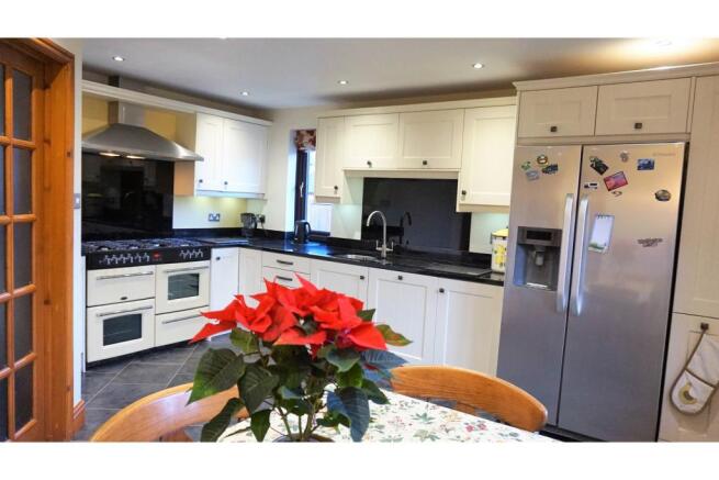 Kitchen / Breakfast