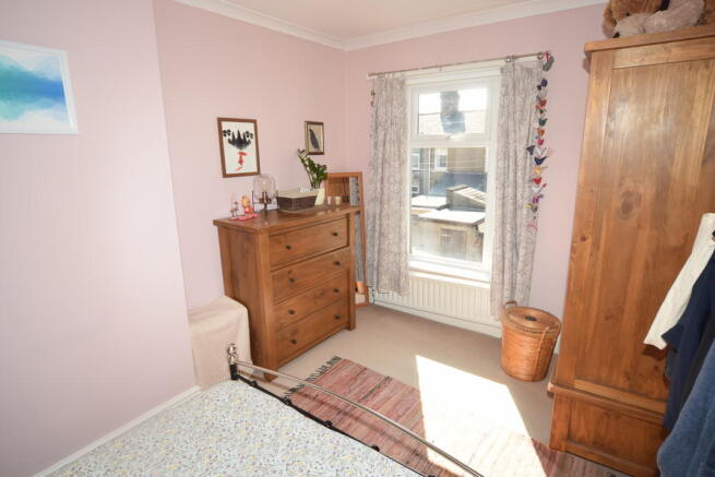 BEDROOM 2