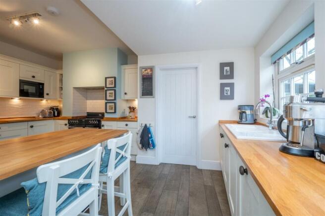 Breakfast Kitchen
