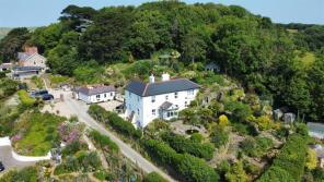 Beacon House, Lane To Lavendar Cottage, Braunton EX33 1AR