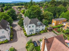 1, Hartington Close, Reigate RH2 9NL